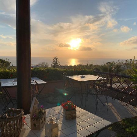 La Terrazzina Sul Tramonto Bed & Breakfast Forio  Luaran gambar