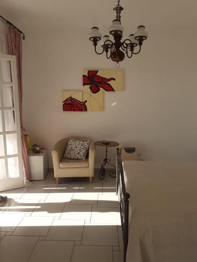 La Terrazzina Sul Tramonto Bed & Breakfast Forio  Luaran gambar